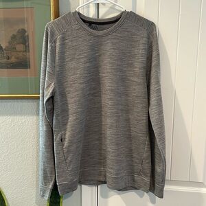 Men’s thermal NWOT by VRST from Dick’s Sports!